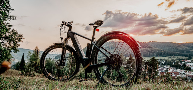 4 wirksame Tipps: So erhöhst du die Reichweite deines E-Bikes (Foto: CC0 / Pixabay / juergen-polle) E-Bike Reichweite erhöhen