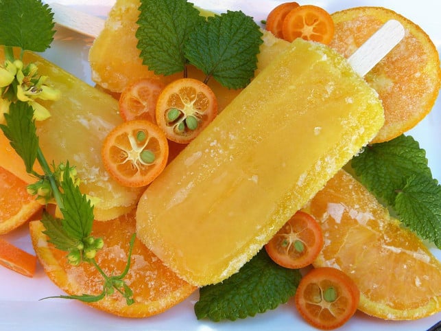 smoothie-einfrieren-und-zu-eis-am-stiel-machen-cc0-pixabay-silviarita-220505_download Du kannst einen Smoothie einfrieren und ihn so zu Eis am Stiel machen.