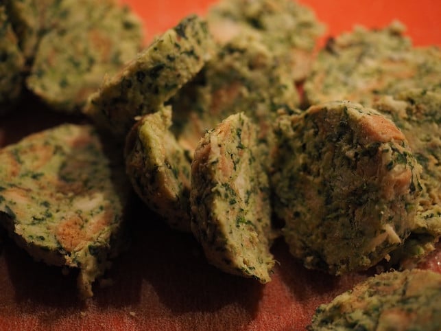 fuer-das-spinatknoedel-rezept-kannst-du-altes-brot-v-cc0-pixabay-hans-191030_download Für das Spinatknödel-Rezept kannst du altes Brot verwerten.