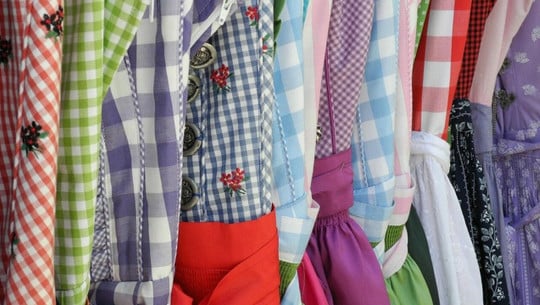 dirndl-leihen-cc0-pixabay-gela-220708 Dirndl leihen