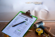 eine-haftpflichtversicherung-mindert-das-persoenlic-cc0-pixabay-stevepb-200321_download Eine Haftpflichtversicherung mindert das persönliche Risiko bei der Nachbarschaftshilfe.