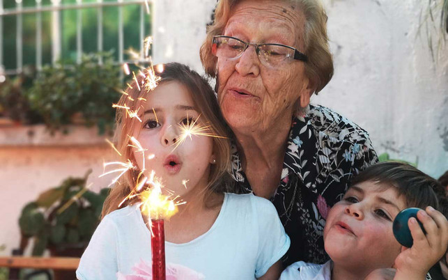 happy-birthday-Zukunft_Kinder_1280x800 In die Chancen zukünftiger Generationen investieren