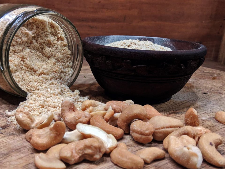 Veganer Parmesan: So machst du ihn selbst-image