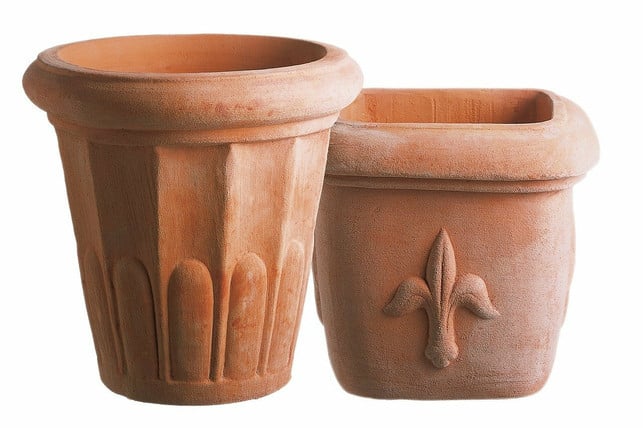hochwertige-terracotta-toepfe-sind-frosthart-und-koe-cc0-pixabay-stux-211113_download Hochwertige Terracotta-Töpfe sind frosthart und können im Winter mit dem Säulenobst draußen bleiben.