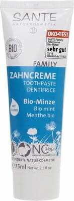 die-family-zahncreme-von-sante-enthaelt-fluorid-und-ecco-verdede-220606_download Die Family-Zahncreme von Sante enthält Fluorid und schmeckt nach Minze.