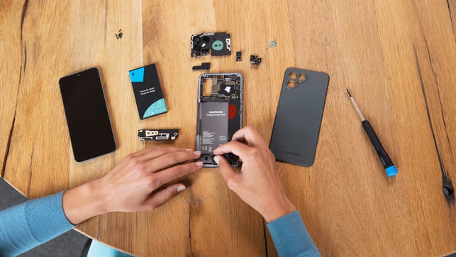 Fairphone-4-module-reparieren-Presse-Fairphone-300921-1280x720px Fairphone 4 Module