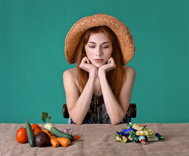 apfelessig-kann-unterstuetzen-wer-aber-abnehmen-wi-cc0-pixabay-jerzygorecki-240206_download Apfelessig kann unterstützen, wer aber abnehmen will, muss sich gesund ernähren.