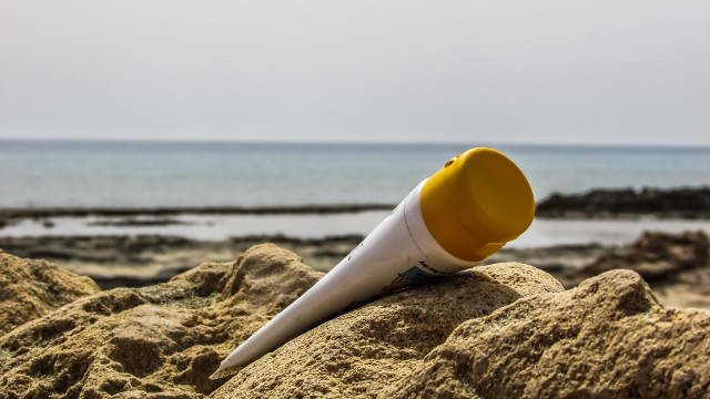 sunscreen-must-not-be-advertised-as-sunblock-w-cc0-pixabay-dimitrisvetsikas1969-230720_download Sunscreen must not be advertised as a "sunblock".