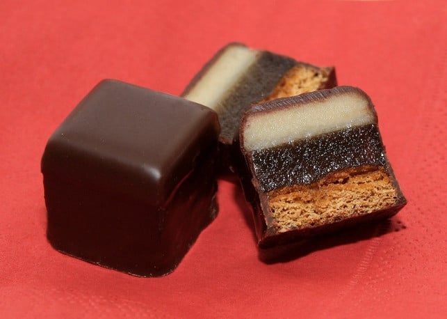 dominosteine-rezept-fuer-selbstgemachtes-weihnachts-cc0-pixabay-lebensmittelfotos-191111_download Dominosteine Rezept für selbstgemachtes Weihnachts-Konfekt