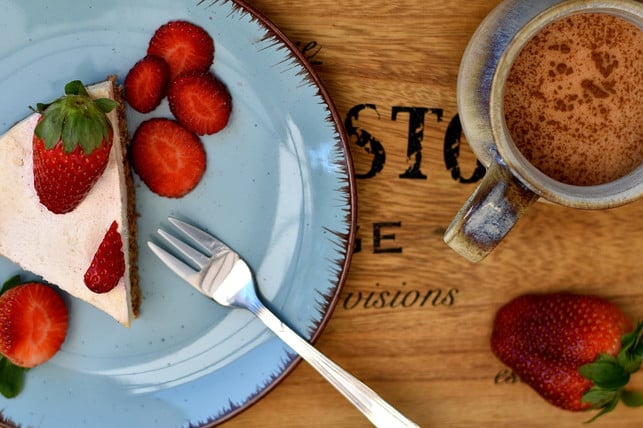 aus-kuchenresten-wird-torte-ohne-backen-cc0-pixabay-marijana1-210223_download Aus Kuchenresten wird eine Torte ohne Backen.