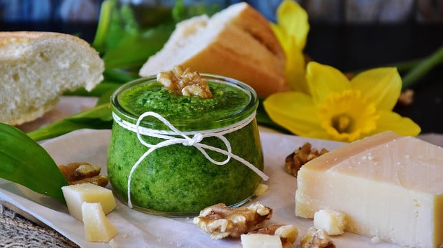 viel-gruenes-gemuese-essen-in-pesto-kein-problem-cc0-pixabay-ritae-190528_download Viel grünes Gemüse essen? In Pesto kein Problem.