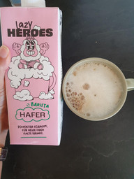 Lazy Heroes Barista-Hafer Lazy Heroes Barista-Hafer: Die Hafermilch lässt sich gut aufschäumen.