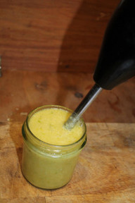 pueriere-einfache-alle-zutaten-zu-einer-paste-pascal-thiele-utopiade-190123_download Püriere einfache alle Zutaten zu einer Paste.