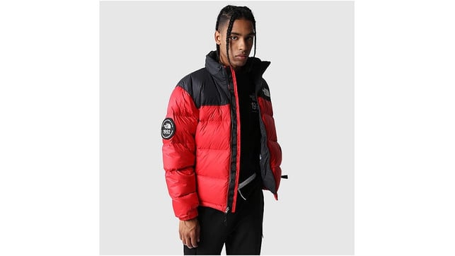 Outdoor-Daunenjacken nachhaltigere Marken Northface-Daunenjacke tragen das RDS-Siegel