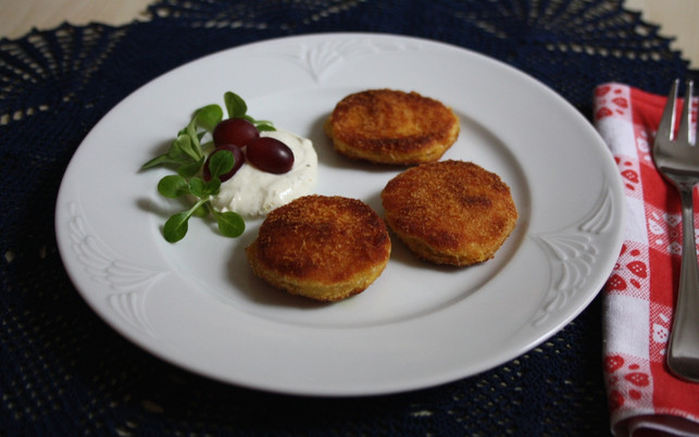 so-sehen-die-fertigen-kohlrabischnitzel-aus-utopiamaria-hohenthal-191204_download So sehen die fertigen Kohlrabischnitzel aus.