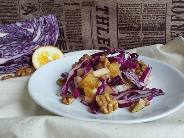 salate-und-suppen-sind-gute-vorspeisen-fuer-das-wei-cc0-pixabay-hexe_babajaga-191120_download Salate und Suppen sind gute Vorspeisen für das Weihnachtsessen.