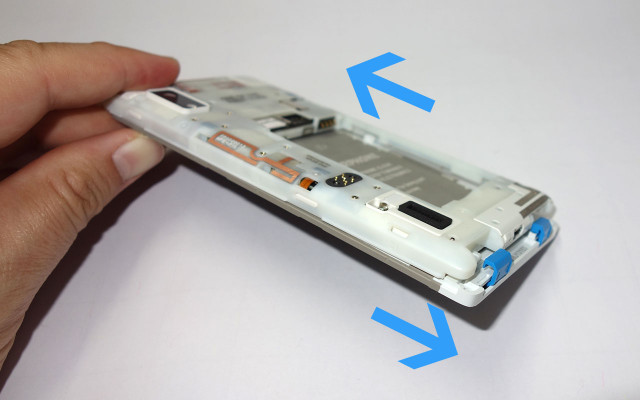 Fairphone 2: Display vom Rahmen lösen
