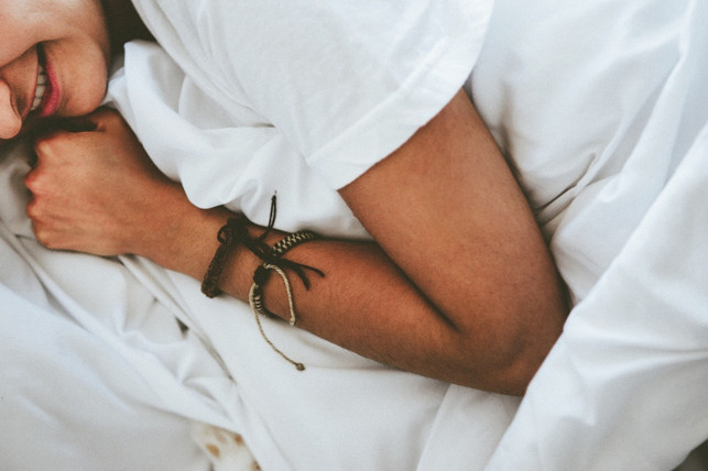 slow-sex-geht-nicht-nur-mit-partnerin-sondern-au-cc0-pixabay-stocksnap-221021_download Slow Sex geht nicht nur mit Partner:in, sondern auch mit dir selbst.