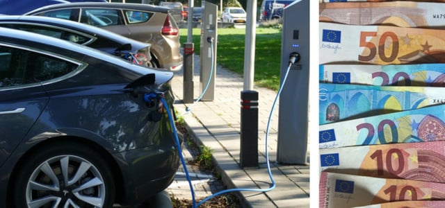 Die sparsamsten E-Autos – wie du mit wenig Verbrauch Geld und Strom sparst (Fotos: CC0 Public Domain / Pixabay - MrsBrown, ChristophMeinersmann) Elektroautos an Ladestationen und Euro-Banknoten