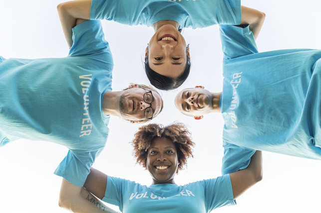kreative-berufe-ehrenamt-und-teamarbeit-sind-wich-cc0-pixabay-rawpixel-181212_download Kreative Berufe: Ehrenamt und Teamarbeit sind wichtige Bestandteile einer NGO.