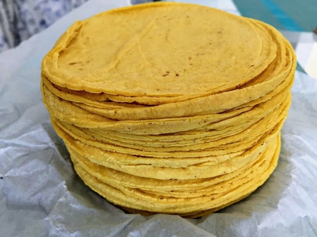 aus-weichen-tortillas-lassen-sich-knusprige-taco-s-cc0-pixabay-evita-ochel-200308_download Aus weichen Tortillas lassen sich knusprige Taco Shells machen