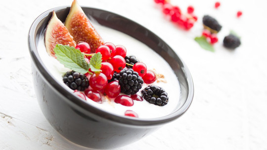 skyr-griechischer-joghurt-unterschied-cc0-pixabay-einladung_zum_essen-241029 skyr griechischer joghurt unterschied