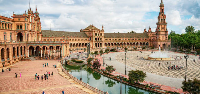 Shady greetings from Seville: How a city fights the heat