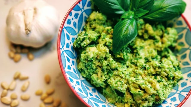 brokkoli-pesto-cc0-pixabay-fionamcenroy-220604 brokkoli pesto