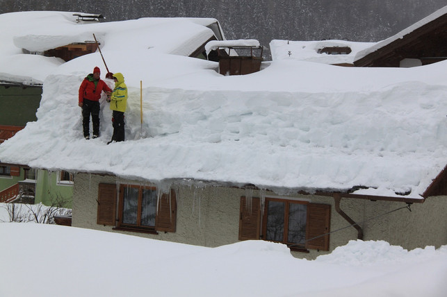 weisse-weihnachten-werden-immer-unwahrscheinlicher-cc0-pixabay-fritzimker-231215_download Weiße Weihnachten werden immer unwahrscheinlicher. Dafür kann es, wenn es mal schneit, auch mal sehr viel schneien.