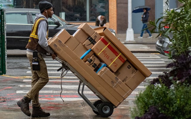 Tchibo-Artikel-Verpakcung-wynand-van-poortvliet-unsplash1280x800px Verpackungsmüll