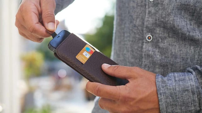 GoodWilhelm-iPhoneHuelleHeinrich-ku-Goodwilhelm-221201-1280x720 Goodwilhelm iPhone Hülle "Heinrich"