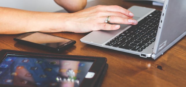 elektronik-smartphone-tablet-notebook-pb-cc0-190830-1280x600 Kinderarbeit für Elektronik: Smartphones, Tablets, Laptops