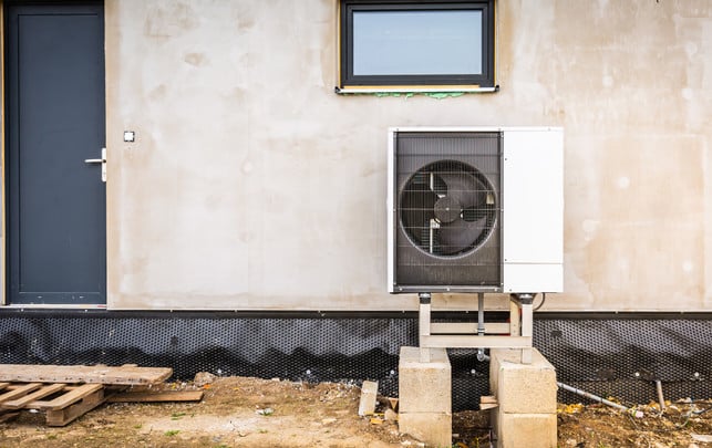 bei-der-planung-von-neubau-oder-sanierung-sollte-m--colourbox-251023_download Bei der Planung von Neubau oder Sanierung sollte man sich genau informieren, welche Art von Wärmepumpe sinnvoll ist.