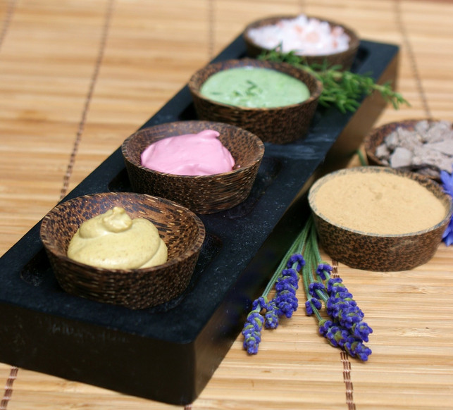 bentonit-kommt-zum-beispiel-in-produkten-zur-gesic-cc0pixabayheikefrohnhoff-200430_download Bentonit kommt zum Beispiel in Produkten zur Gesichtsreinigung vor.