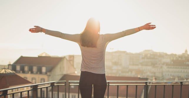 resiliente-menschen-lassen-sich-nicht-unterkriegen-cc0--pixabay--pexels-250925_download Resiliente Menschen lassen sich nicht unterkriegen und sehen die Sonne hinter jeder Regenwolke.