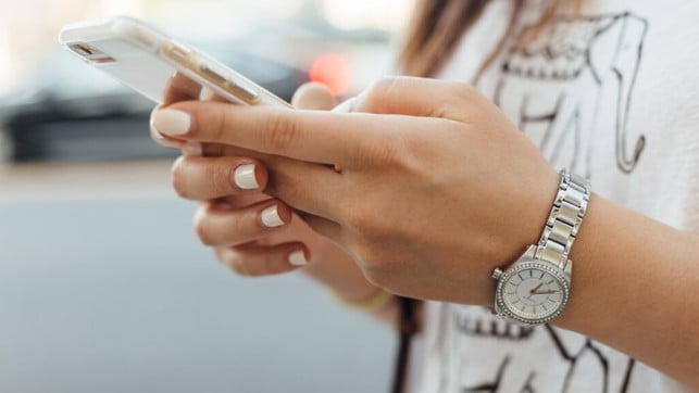 wv-suizid-us-paul-hanaoka-211108-1280x720-2 TK Weltverbesserer Suizid-Prävention Telefon Seelsorge