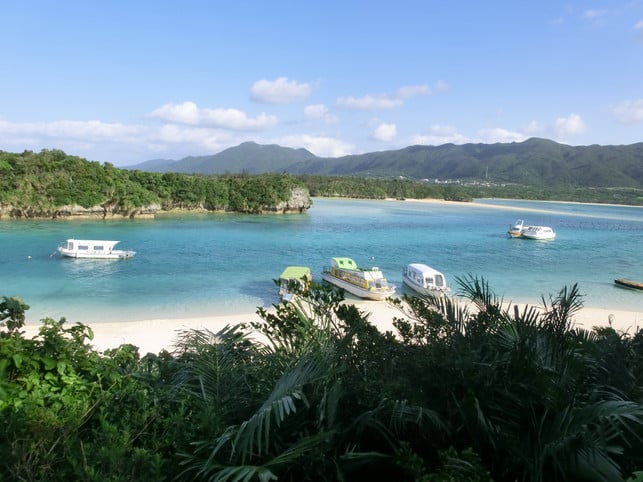 People on Okinawa eat Hara Hachi Bu.