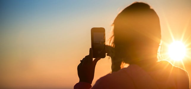 A photo by Ben White. unsplash.com/photos/bS_O0N5oFbM Handy Diät: digital Detox bedeutet, mal ohne Smartphone zu leben