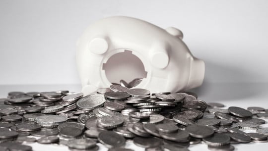 7 Tagesgeld-Fehler, mit denen du dein Geld zum Fenster hinauswirfst Tagesgeld Fehler