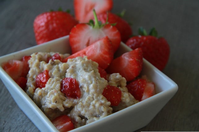 erbsenprotein-kannst-du-auch-porridge-und-anderen-cc0-pixabay-katiklinski-221010_download Erbsenprotein kannst du auch Porridge und anderen süßen Speisen hinzufügen.