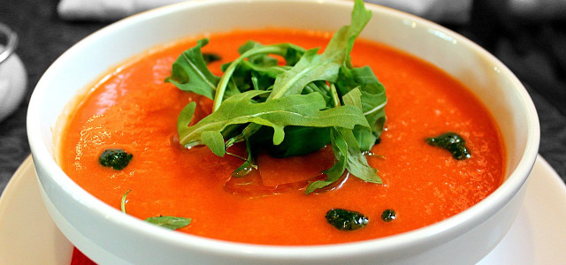 Ajvar-Suppe