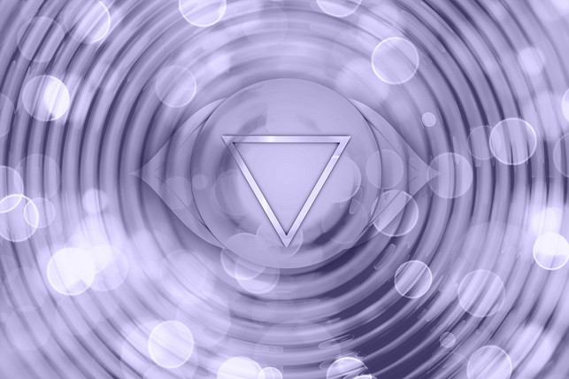 das-sechste-chakra-wird-auch-als-das-dritte-auge-cc0-pixabay-geralt-181215_download Das sechste Chakra wird auch als "das dritte Auge" bezeichnet und befindet sich zwischen den Augenbrauen.