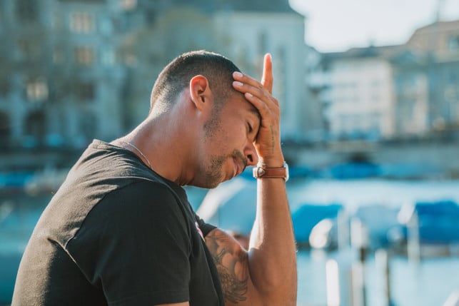 Headache-and-Schwindel-Koenne-verse-aes-CC0- Pixabay-Peggy_Marco-250623_Download Headache and dizziness can be signs of a sunstroke.