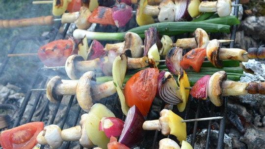 fingerfood-zum-grillen-cc0-pixabay-korneker-210613 Fingerfood zum Grillen