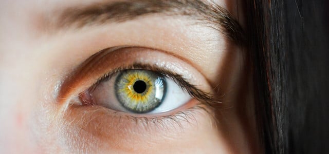 Sunburn in the eye? How to protect them from UV rays