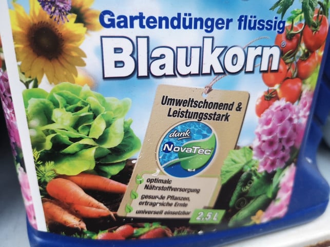 einige-hersteller-werben-mit-umweltschonendem-blau-melanie-hagenauutopia-191031_download Einige Hersteller werben mit umweltschonendem Blaukorn.