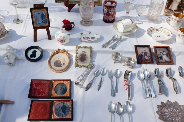 auf-flohmaerkten-finden-gebrauchsgegenstaende-neue-b-cc0-pixabay-stux-211008_download Auf Flohmärkten finden Gebrauchsgegenstände neue Besitzer:innen.