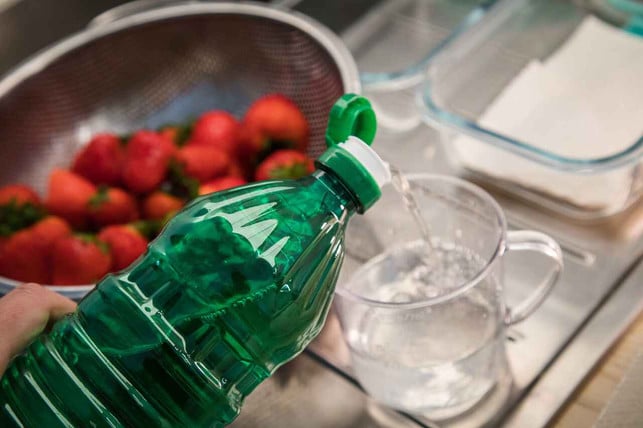 miss-ein-drittel-essig-ab-christin-klosedpa-tmn-240619_download Miss ein Drittel Essig ab.