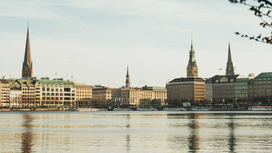 Hamburg atmet Mikroplastik: Diese Quelle verschmutzt die Luft am meisten Hamburg atmet Mikroplastik: Diese Quelle verschmutzt die Luft am meisten