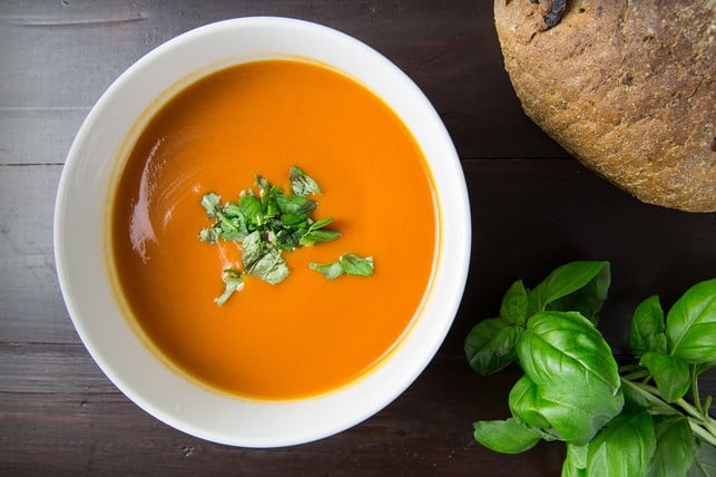 tomatensuppe-ist-gesund-und-schmeckt-immer-desha-cc0-pixabay-foodiefactor-181114_download Tomatensuppe ist gesund und schmeckt immer – deshalb ist sie ein ideales schnelles Abendessen.
